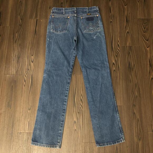 Men’s Distressed Dark Washed Wrangler Denim Jeans | 32x34 - Picture 3 of 6
